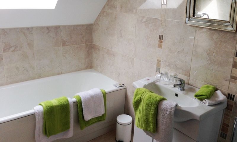 Caldhame Lodge Crumlin  Eksteriør bilde